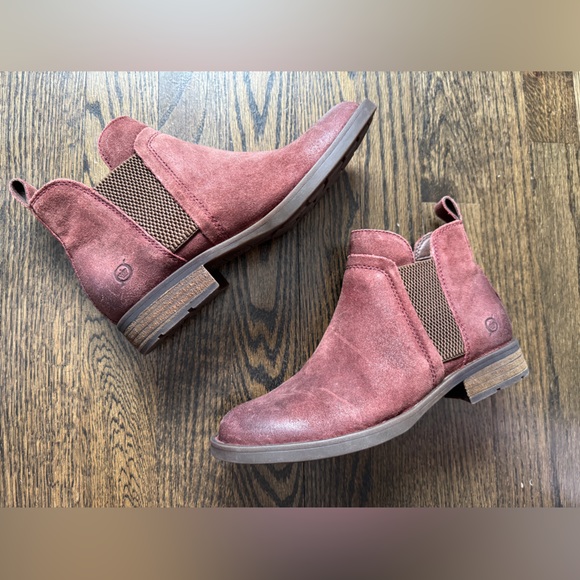 Born • Women's Brenta Comfort Booties (6) - Picture 2 of 9